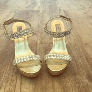 Beautiful gold and rhinestone wedges size 9